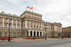 Петербургский бюджет-2023 примут по новым правилам и под влиянием Беглова