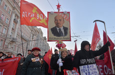 Коммунисты провалили 7 ноября - народ предпочел День единства