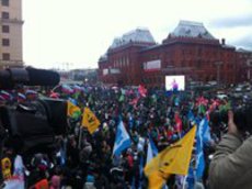 Многотысячный митинг сторонников Путина не является ответом 10 декабря