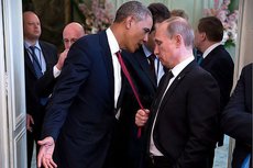 Запад демонизирует Путина за отказ сдать Россию