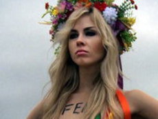 Будут ли 'антипутинисты' защищать Femen?