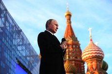 На четвертый срок: Зачем Путин выдвинулся в президенты-2018