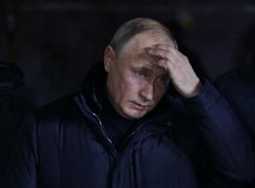Социологи объяснили постоянное падение рейтинга Путина