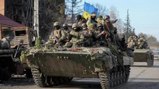 Украинские олигархи продолжают спонсировать неонацистские батальоны за счет Петербурга