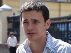Яшин увидел в задержании журналистов RT 'признаки деградации американской демократии'