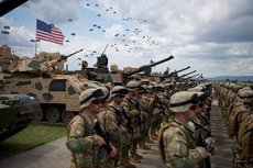 Экс-глава НАТО: Америка должна стать всевластным мировым жандармом