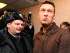 Почему Немцов отказался встречать Навального из ИВС