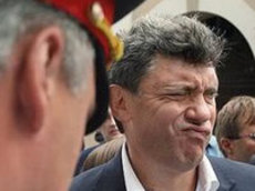 Сталь требует расследования сексуального насилия над Немцовым