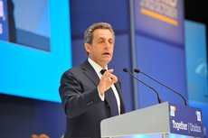 Снова виновен: Саркози получил год тюрьмы