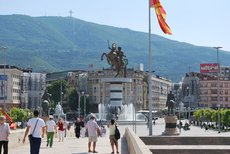 Протесты в Северной Македонии: врачи-
