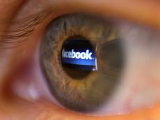Эксперты рассказали, как Facebook тайно следит за пользователями