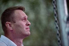 Приговор Навальному окончателен: виновен и неизбираем