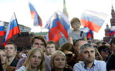 Социологи: молодежь восторженно поддерживает Путина