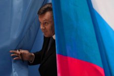 Янукович признал Крым российским, проклял Майдан и поблагодарил Путина
