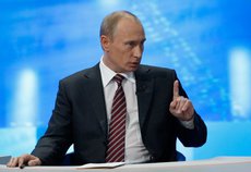 Путин запретил местным властям покупать хвалебные материалы в СМИ