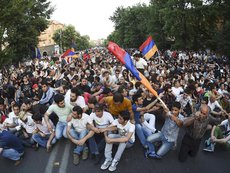Сенат: В Ереване происходит госпереворот по лекалам Майдана