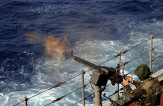 Флот и спецназ могут освободить захваченный Ливией российский танкер
