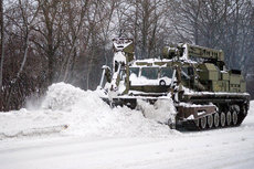 Из-за снегопада в Москву введена армия