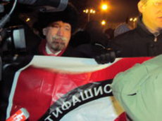 Оппозиция почтила память Маркелова и Бабуровой как смогла