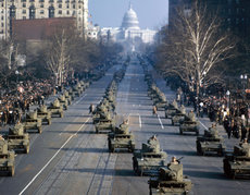 Трамп приказал провести в США великий военный парад