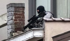 Полицейский снайпер чуть не застрелил президента Олланда