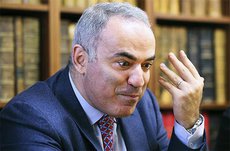 Гроссмейстер Карякин: Каспаров просто ненавидит россиян