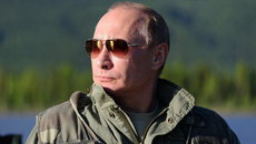 Почему Путин ушел в тайгу