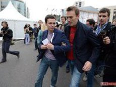 Навальный решил устроить PR на задержании Удальцова