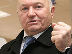 Суд рассмотрит иск Лужкова к Жириновскому