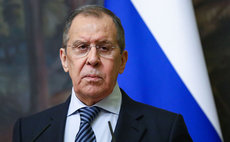 Лавров заявил о подготовке России к отказу от западных платежных систем