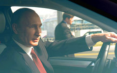 Социологи: Путин гарантированно выигрывает в первом туре