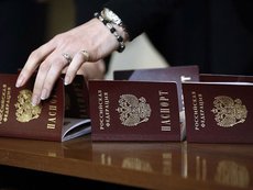 Россия раздаст паспорта всем родившимся в СССР?