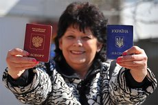 Россия раздаст миллионы паспортов жителям бывшего СССР