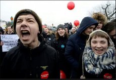 Европа решила развалить Россию через недовольную молодежь