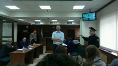 Суд утвердил Навальным срок и подтвердил вину