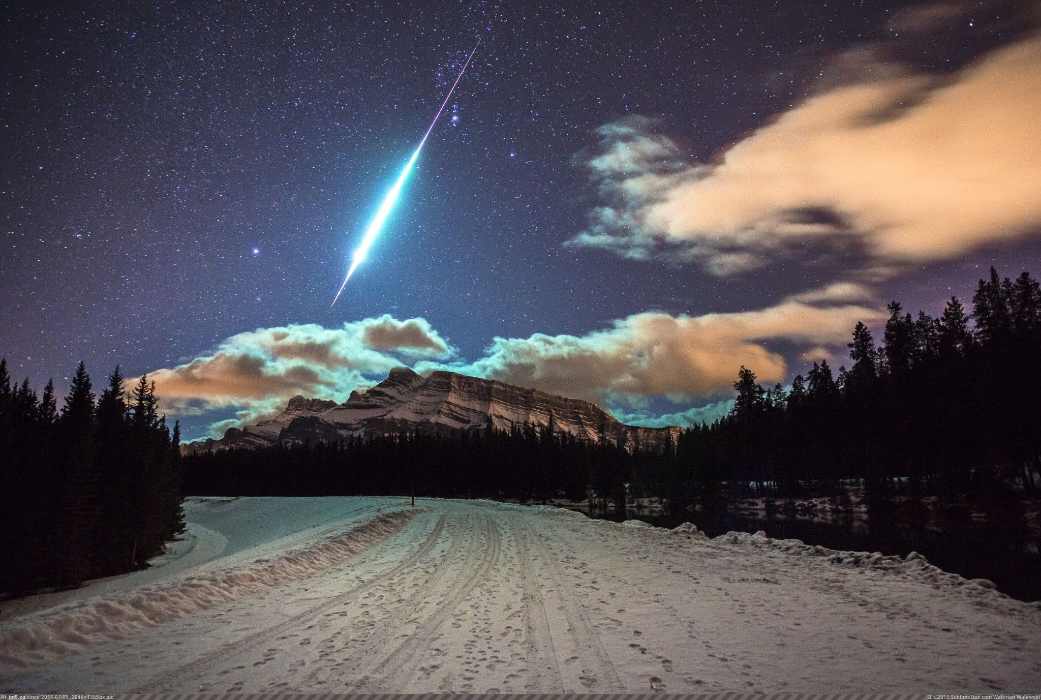 Когда в вечернем небе вдруг падает звезда. Метеорит в Татарстане. Кометы Метеоры метеориты. Болид (Метеор). Метеоры Болиды метеориты.