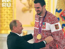 О фотографиях высоких олимпийцев с Путиным