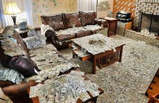 Полковник Захарченко жил на 9 млрд. рублей: Откуда и зачем эти деньги?