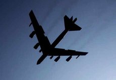 ВКС перехватили и условно сбили Б-52 у границ России