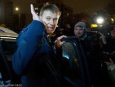 С Навальным начали прощаться