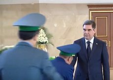 Президент Туркменистана стал Ким Чен Ыном?