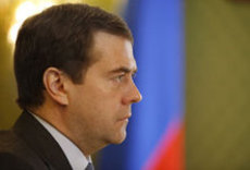 Медведев: Выходящие на радикальные акции - бандиты, их надо привлекать по УК