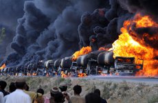 Жители ДАИШ: Боевики действительно торгуют нефтью с Турцией