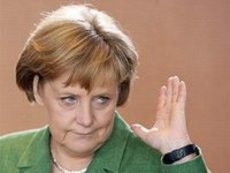 Меркель готовится зиговать?
