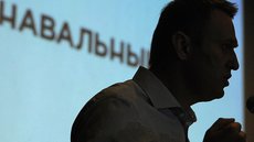 Почему Навального не посадили в тюрьму