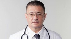 Доктор Мясников призвал принудительно вакцинировать россиян