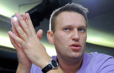 'МК': Навальный очень избирателен в поисках коррупционеров и распильщиков
