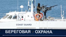 Боевые корабли начали задержания судов Украины