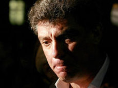Коммивояжера Немцова задержали за нарушение КоАП