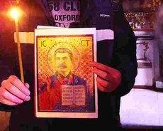 Национальный опрос: россияне мечтают о жесткой руке Сталина